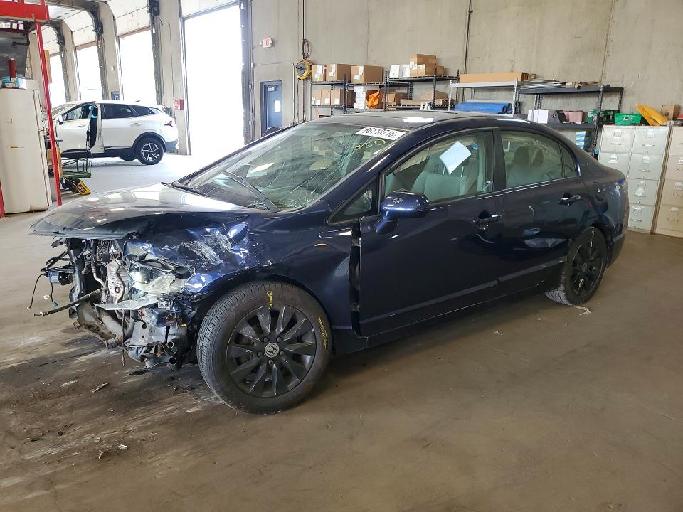 HONDA CIVIC 2010 with VIN 19XFA1F82AE036002 - Photo from auction