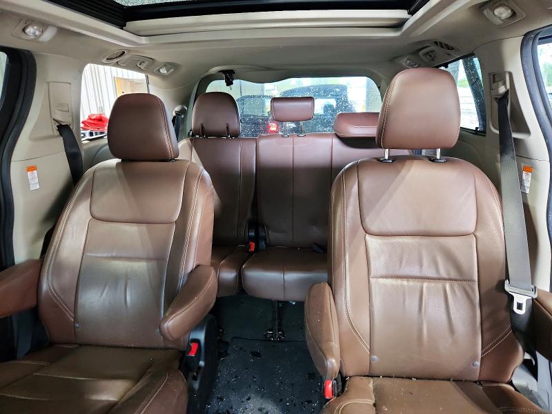 Фото 10 с аукциона – 2015 TOYOTA SIENNA с VIN 5TDDK3DC4FS100416