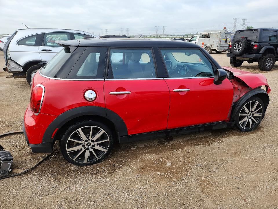 Фото 3 с аукциона – 2023 MINI COOPER с VIN WMW53DK00P2T50094