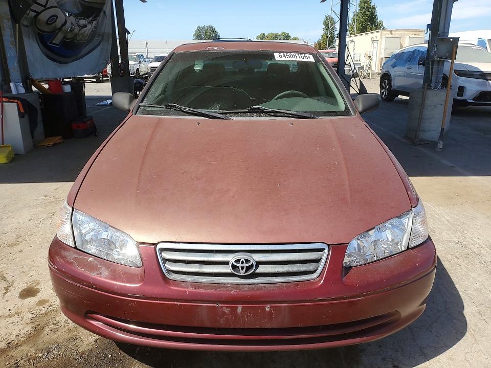 Photo 5 from auction – 2001 TOYOTA CAMRY with VIN JT2BG22K210539731