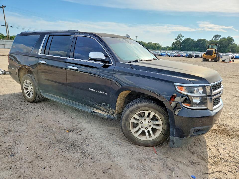 Photo 4 from auction – 2015 CHEVROLET SUBURBAN with VIN 1GNSCJKC0FR602468