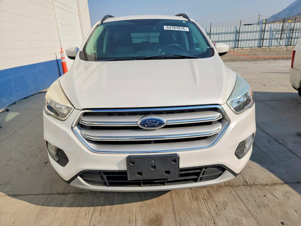 Foto 5 de la subasta – 2018 FORD ESCAPE con VIN 1FMCU9GD7JUB38526