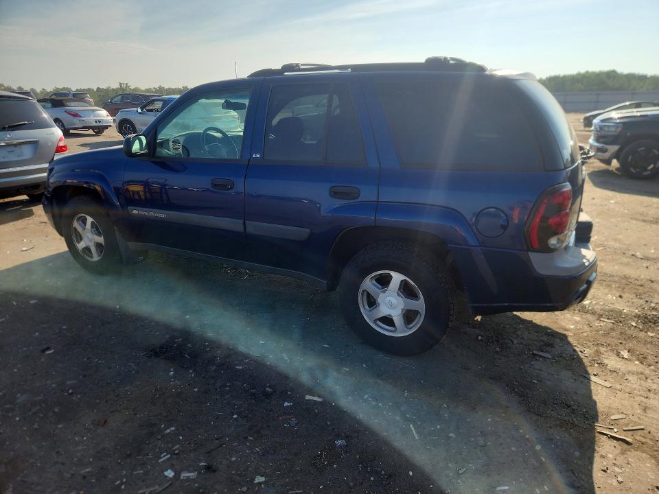 Photo 2 from auction – 2004 CHEVROLET TRAILBLAZER with VIN 1GNDT13S042115453