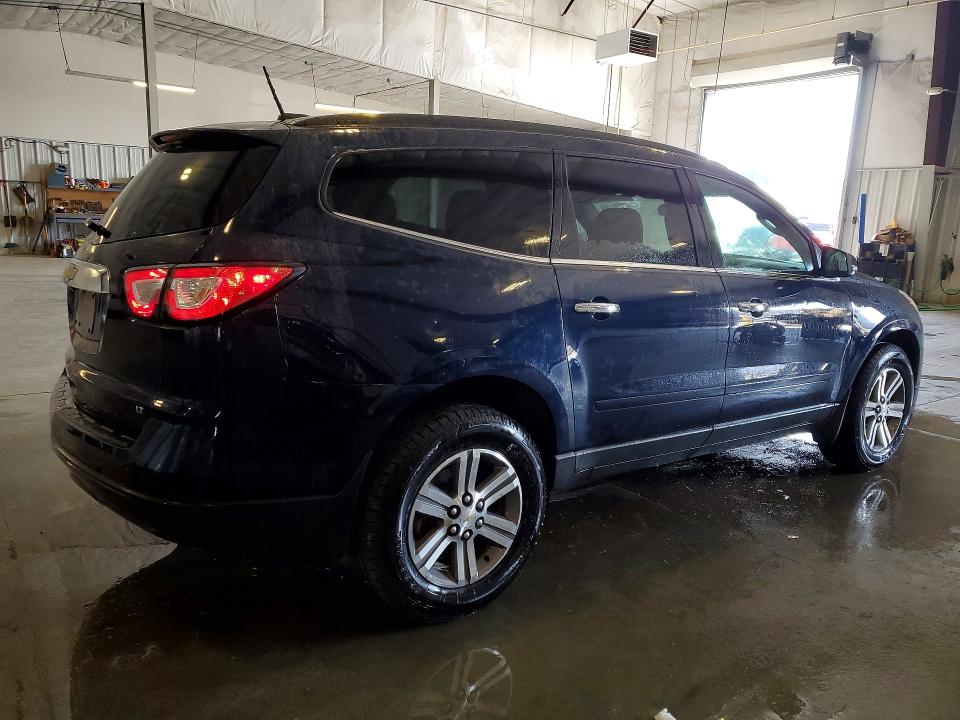 Photo 3 from auction – 2017 CHEVROLET TRAVERSE with VIN 1GNKVGKD4HJ269344