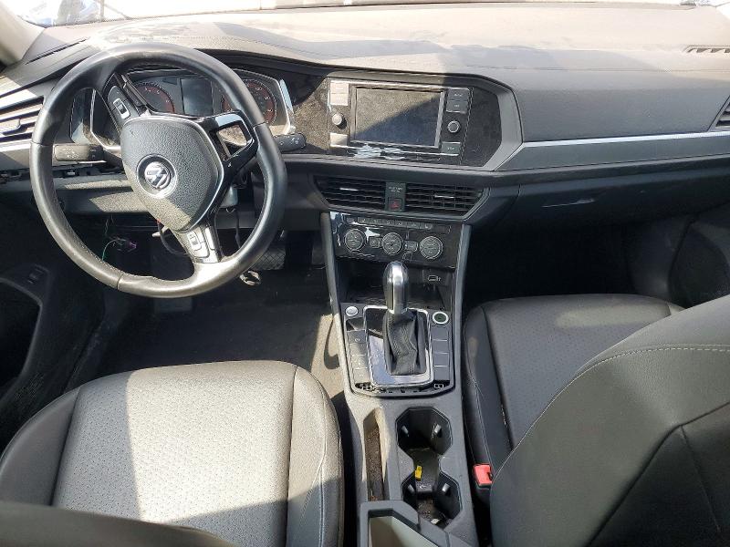 Photo 8 from auction – 2019 VOLKSWAGEN JETTA with VIN 3VWC57BU6KM033797
