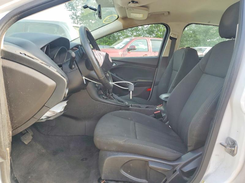 Zdjęcie 7 z aukcji – 2016 FORD FOCUS z VIN 1FADP3K28GL381348
