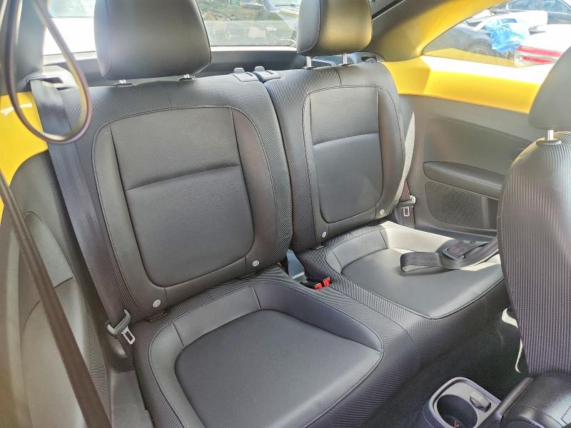 Photo 10 from auction – 2014 VOLKSWAGEN BEETLE with VIN 3VWJL7AT0EM634648