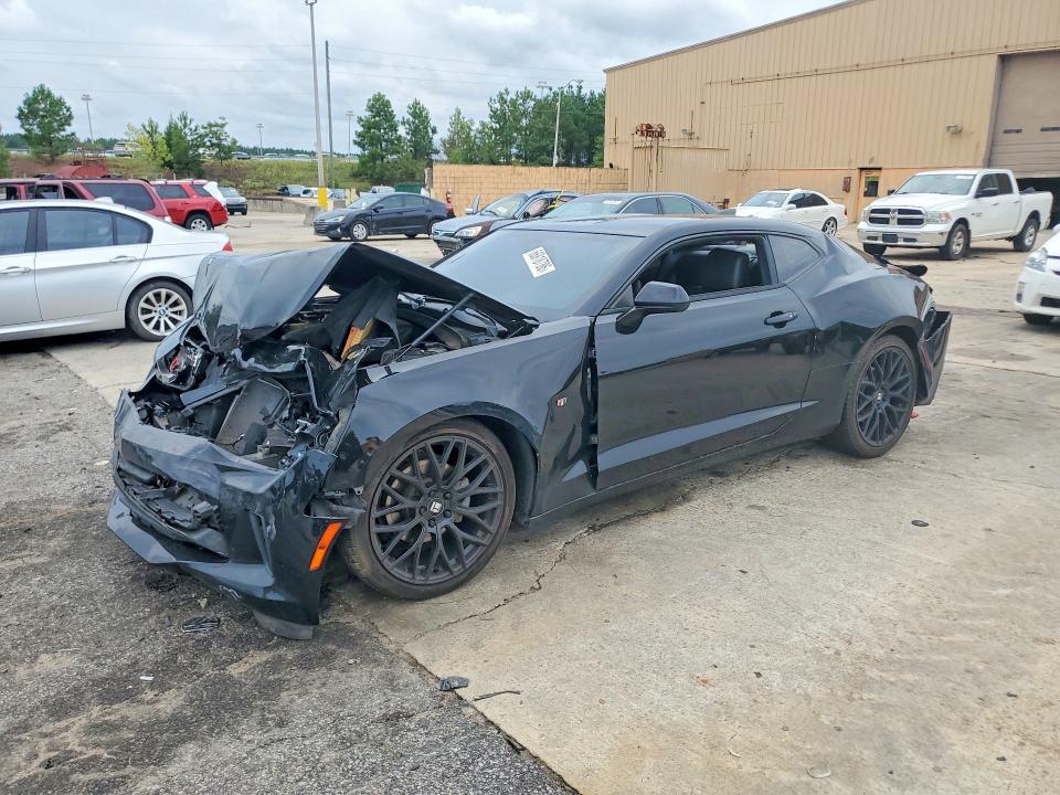 CHEVROLET CAMARO 2017 with VIN 1G1FD1RS5H0143040 - Photo from auction