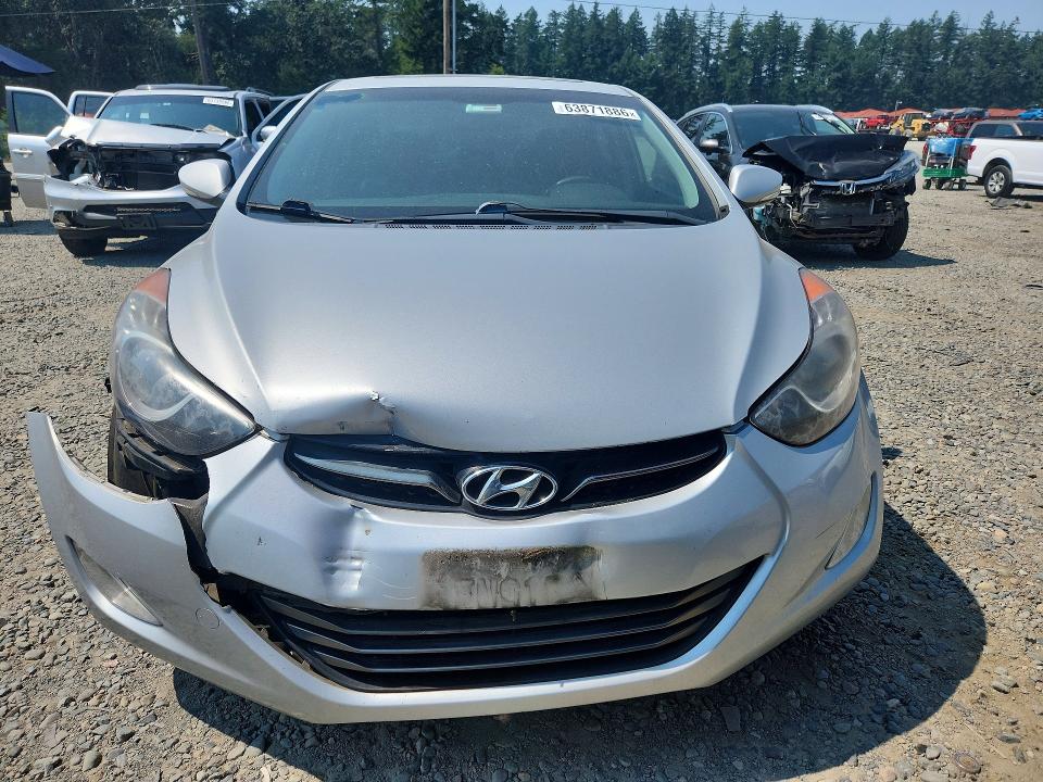 Photo 5 from auction – 2012 HYUNDAI ELANTRA with VIN KMHDH4AEXCU272267