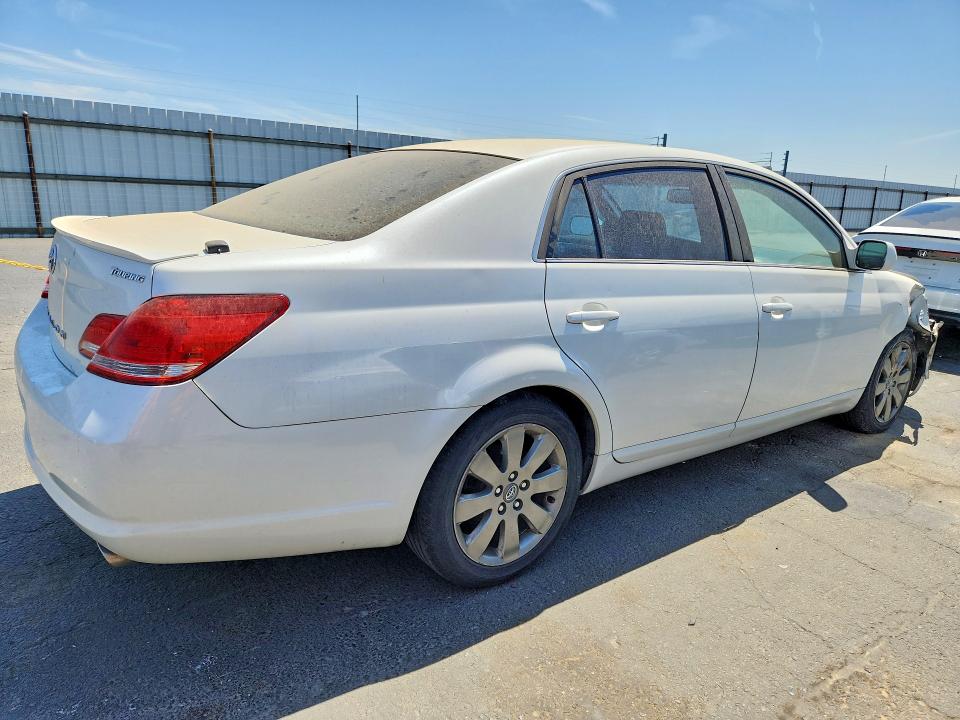 Photo 3 from auction – 2006 TOYOTA AVALON with VIN 4T1BK36B16U075154