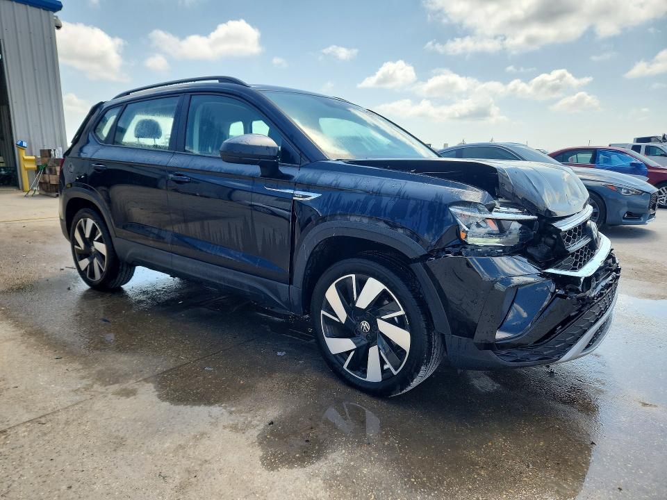 Photo 4 from auction – 2024 VOLKSWAGEN TAOS with VIN 3VV5X7B23RM106978
