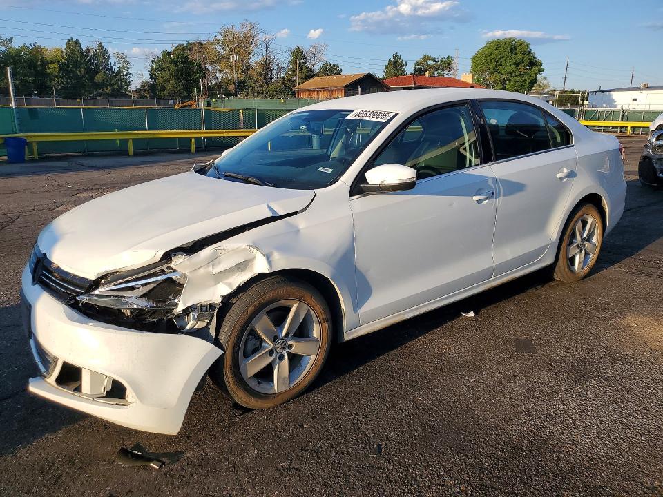 VOLKSWAGEN JETTA 2014 with VIN 3VWLL7AJ1EM287502 - Photo from auction