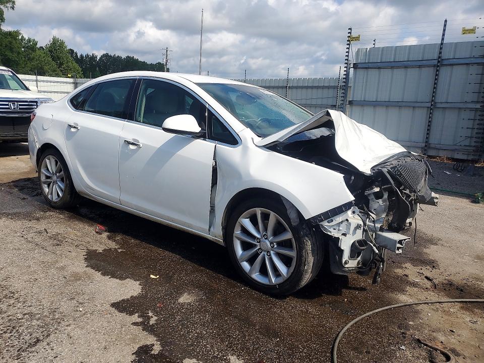 Photo 4 from auction – 2014 BUICK VERANO with VIN 1G4PR5SK7E4147203