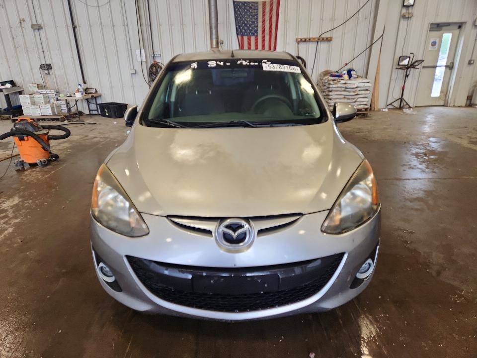 Photo 5 from auction – 2011 MAZDA MAZDA2 with VIN JM1DE1HYXB0113654