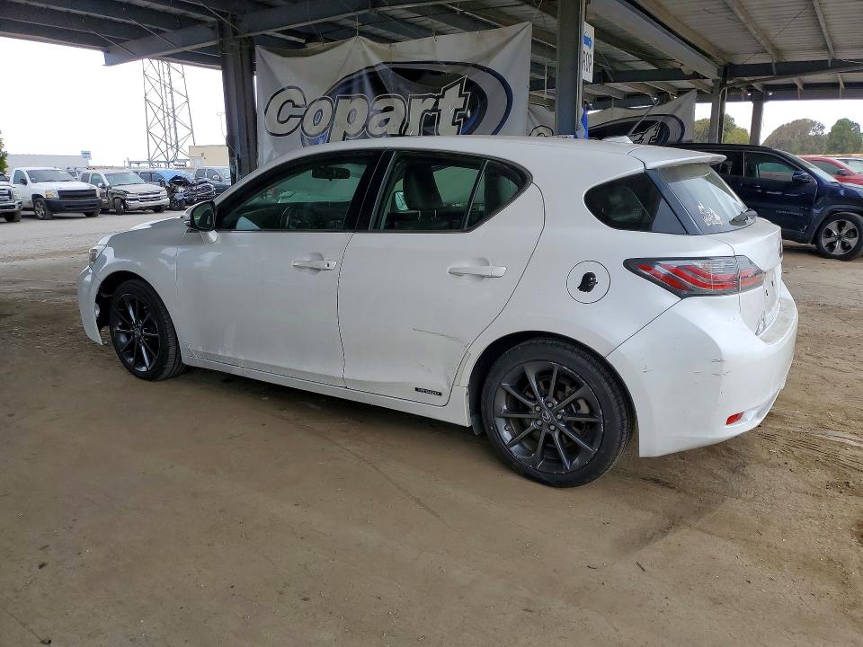 Photo 2 from auction – 2011 LEXUS CT with VIN JTHKD5BH1B2045628