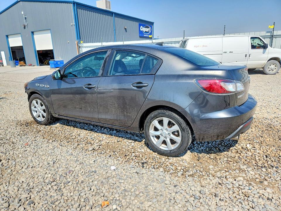 Photo 2 from auction – 2011 MAZDA 3 with VIN JM1BL1VF2B1473365