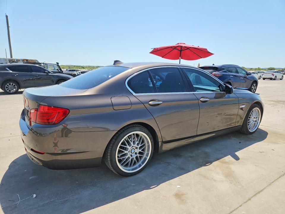 Photo 3 from auction – 2013 BMW 528 with VIN WBAXG5C53DD231226