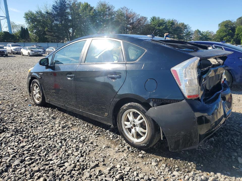 Photo 2 from auction – 2011 TOYOTA PRIUS with VIN JTDKN3DU7B0255739