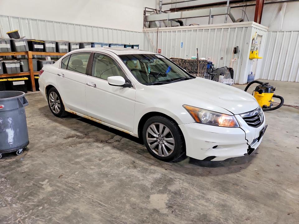 Photo 4 from auction – 2012 HONDA ACCORD with VIN 1HGCP3F80CA009482