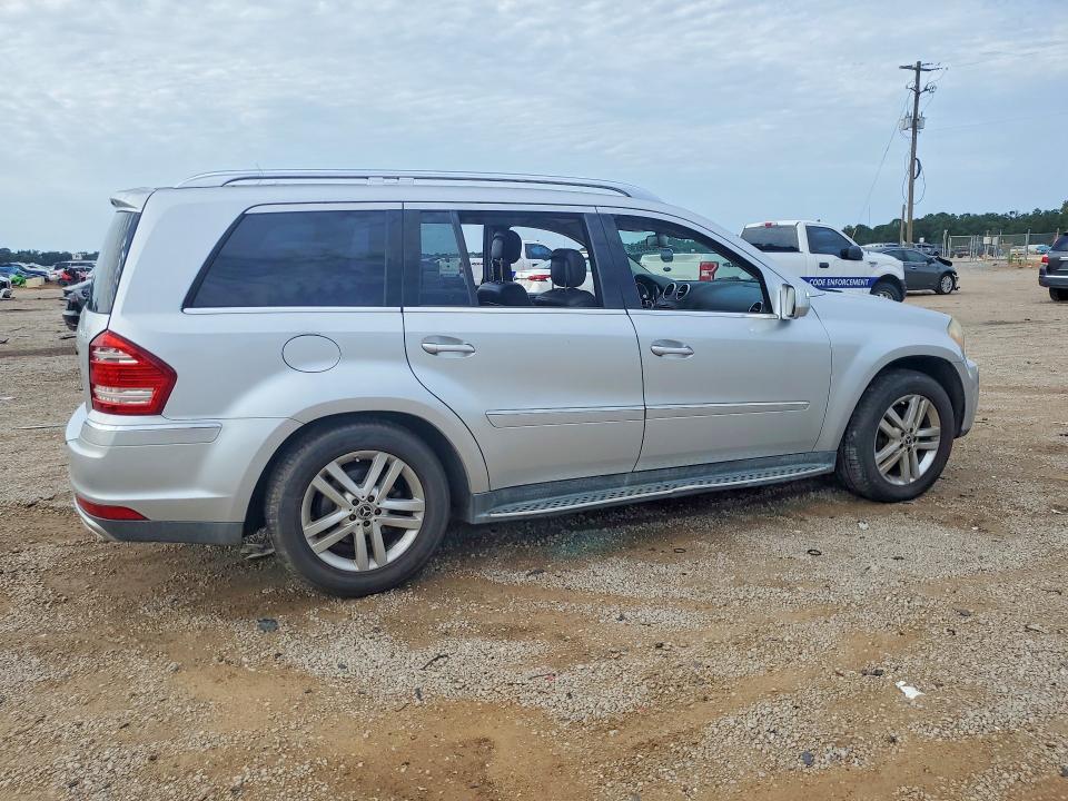 Photo 3 from auction – 2010 MERCEDES-BENZ GL with VIN 4JGBF7BEXAA614196
