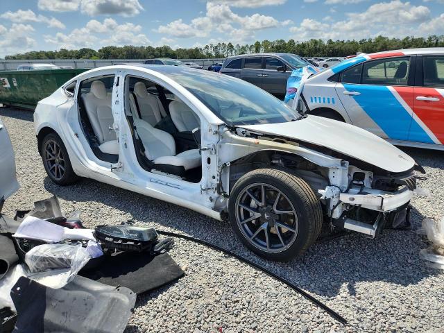 Photo 4 from auction – 2022 TESLA MODEL 3 with VIN 5YJ3E1EB7NF101608