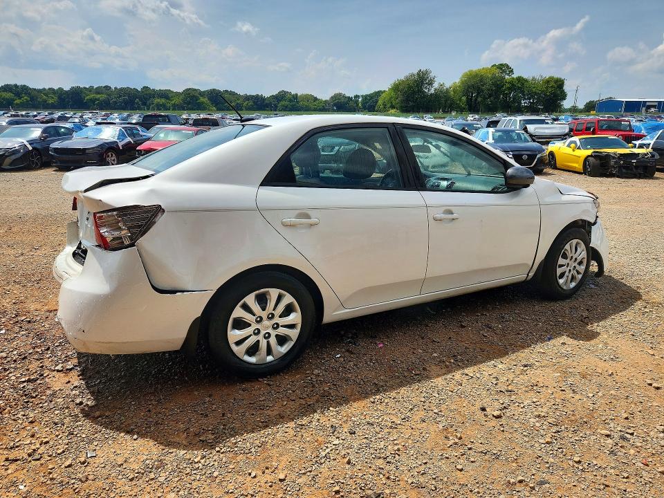 Фото 3 с аукциона – 2013 KIA FORTE с VIN KNAFU4A23D5736006