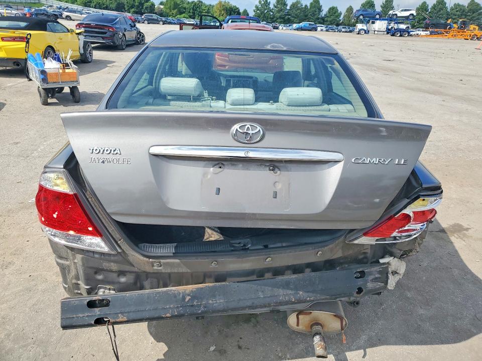 Photo 6 from auction – 2006 TOYOTA CAMRY with VIN 4T1BE32K76U703828