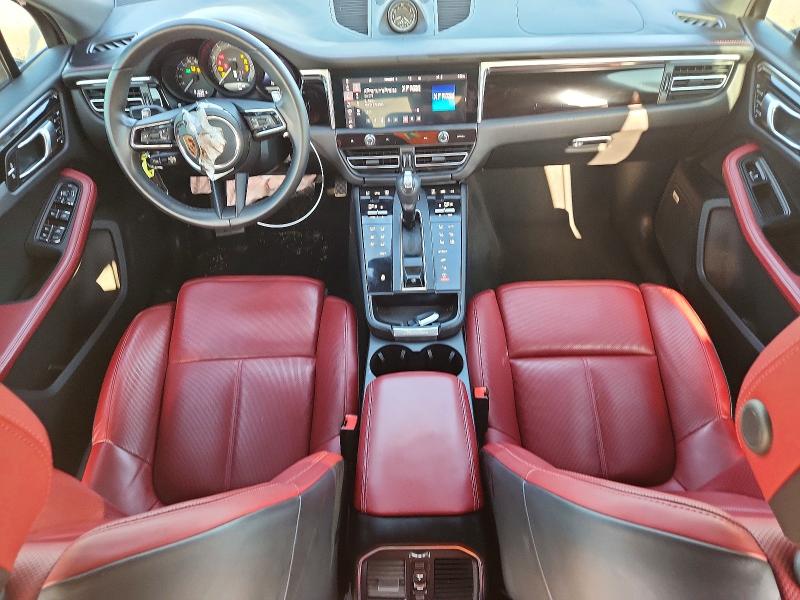 Photo 8 from auction – 2024 PORSCHE MACAN with VIN WP1AA2A54RLB20353