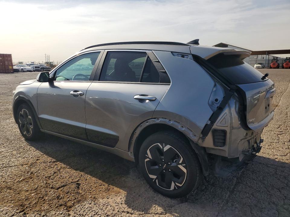 Photo 2 from auction – 2024 KIA NIRO with VIN KNDCR3L1XR5097832