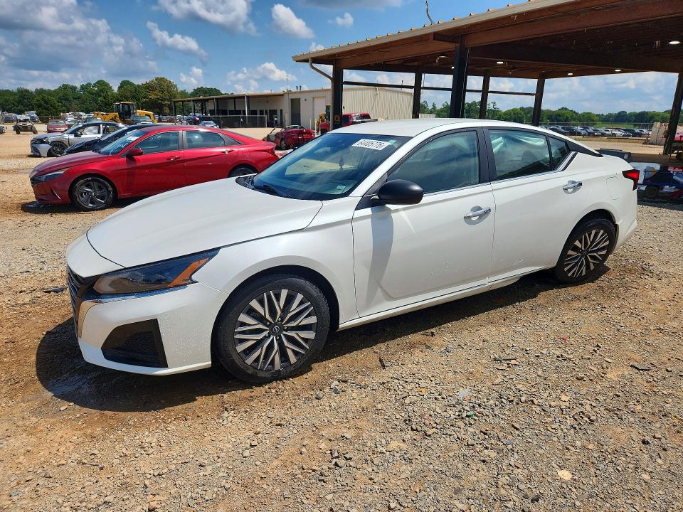 NISSAN ALTIMA 2024 with VIN 1N4BL4DV3RN370328 - Photo from auction