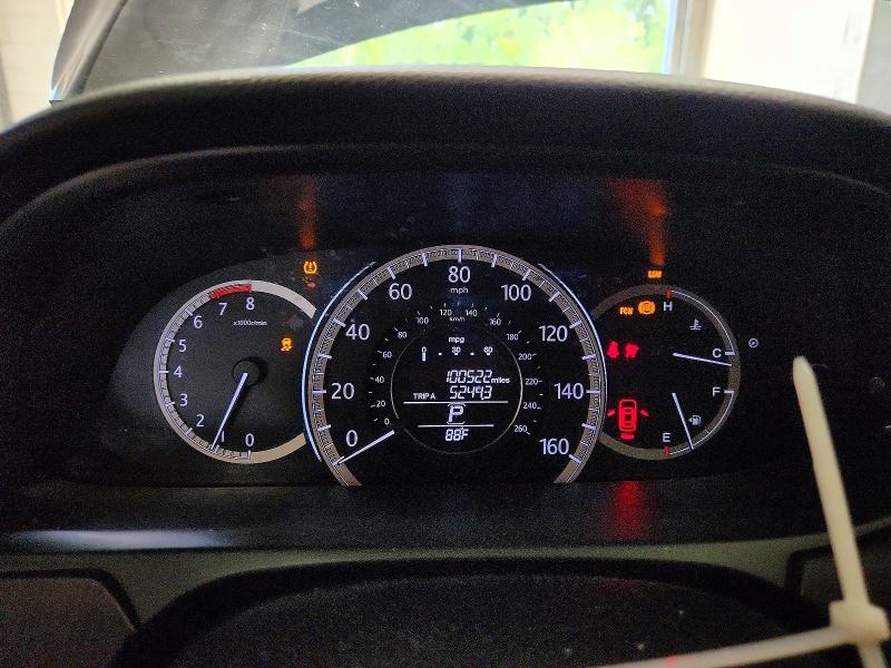 Photo 9 from auction – 2015 HONDA ACCORD with VIN 1HGCR2F82FA032495