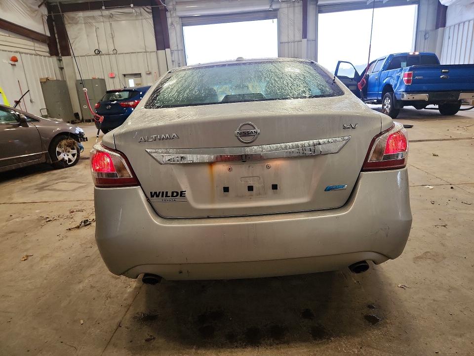 Zdjęcie 6 z aukcji – 2013 NISSAN ALTIMA z VIN 1N4AL3AP2DC263335