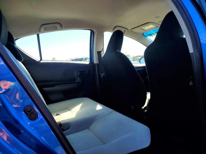 Photo 10 from auction – 2016 TOYOTA PRIUS C with VIN JTDKDTB34G1130499