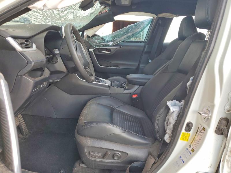Photo 7 from auction – 2020 TOYOTA RAV4 with VIN 4T3EWRFV5LU006436