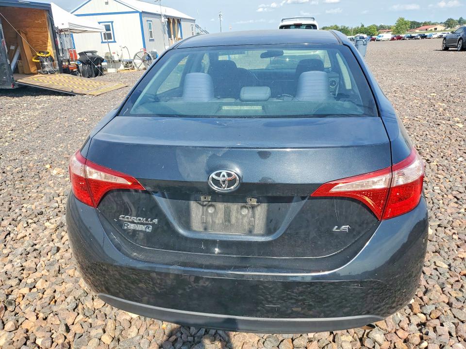 Zdjęcie 6 z aukcji – 2018 TOYOTA COROLLA z VIN 5YFBURHE3JP751005
