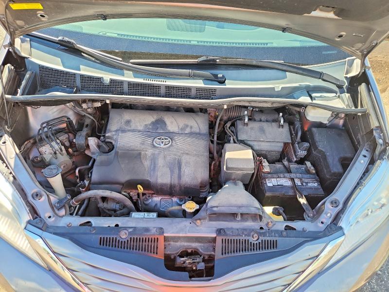 Photo 12 from auction – 2013 TOYOTA SIENNA with VIN 5TDYK3DC0DS386277
