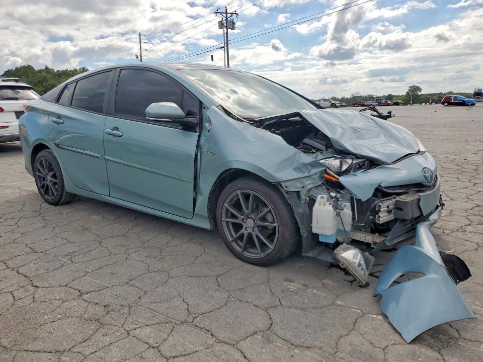 Photo 4 from auction – 2016 TOYOTA PRIUS with VIN JTDKARFU9G3021636