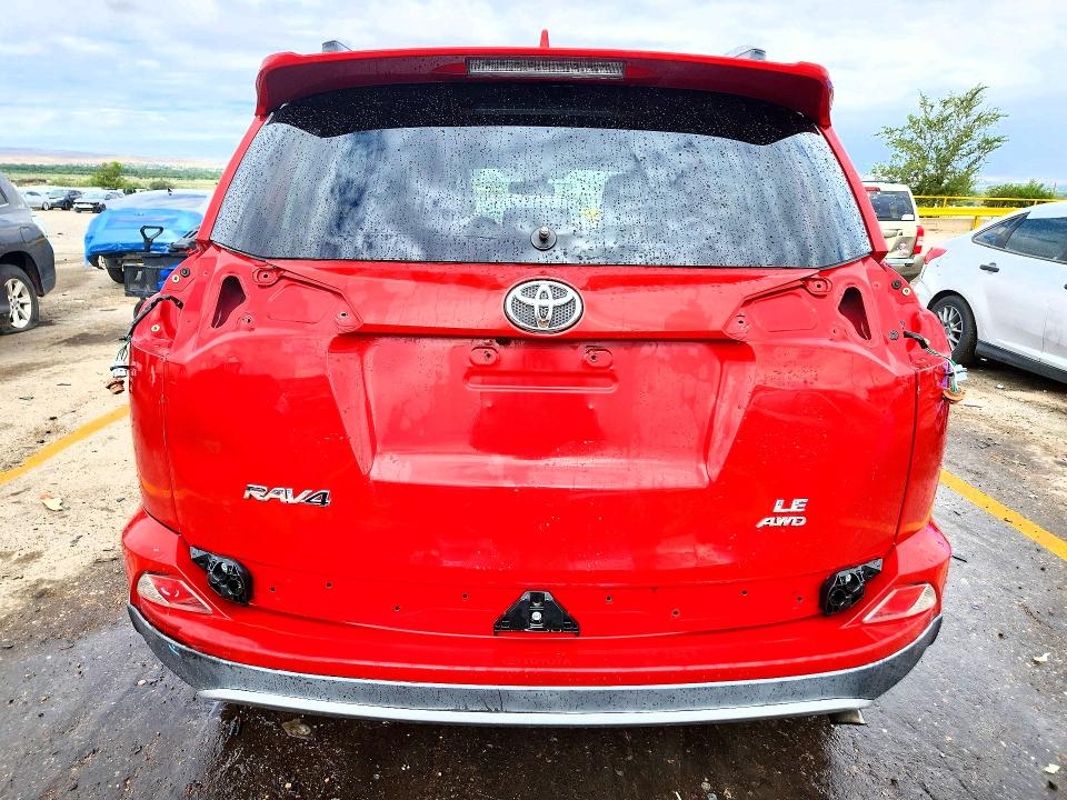 Photo 6 from auction – 2017 TOYOTA RAV4 with VIN 2T3BFREV4HW624939