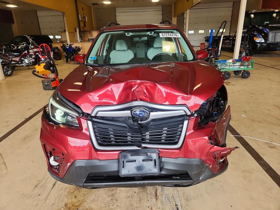 Foto 5 de la subasta – 2021 SUBARU FORESTER con VIN JF2SKAJC7MH521212