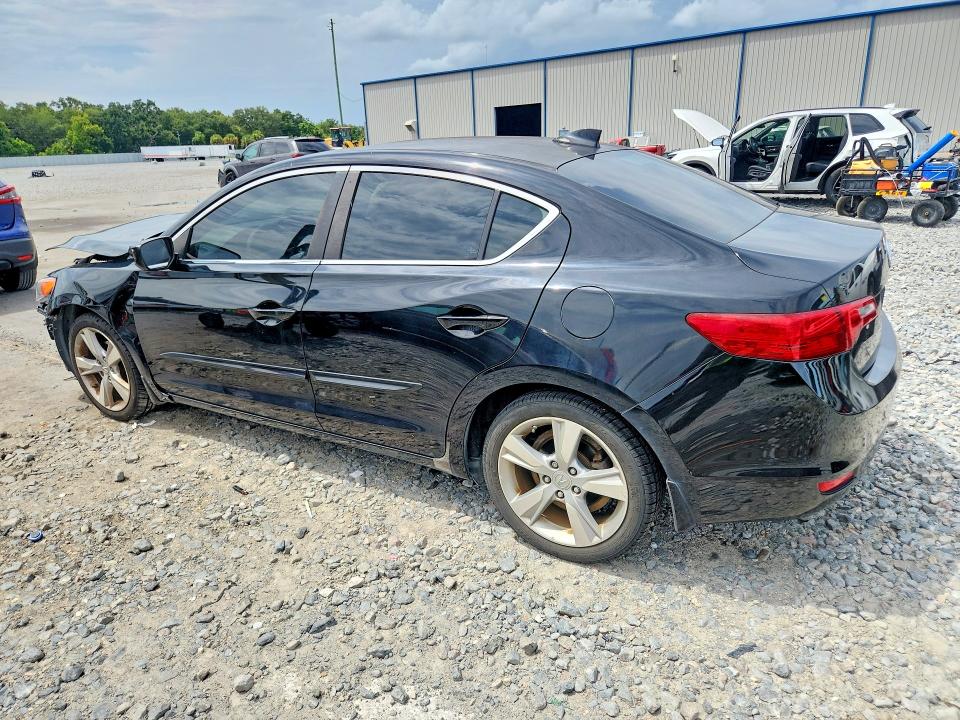 Photo 2 from auction – 2013 ACURA ILX with VIN 19VDE1F76DE000877