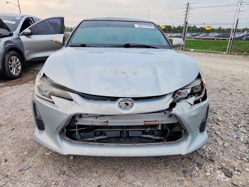 Photo 5 from auction – 2014 SCION TC with VIN JTKJF5C78E3070451