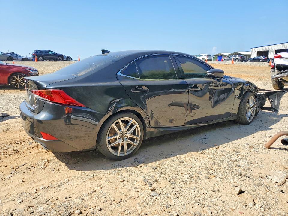 Photo 3 from auction – 2017 LEXUS IS with VIN JTHBA1D24H5040862