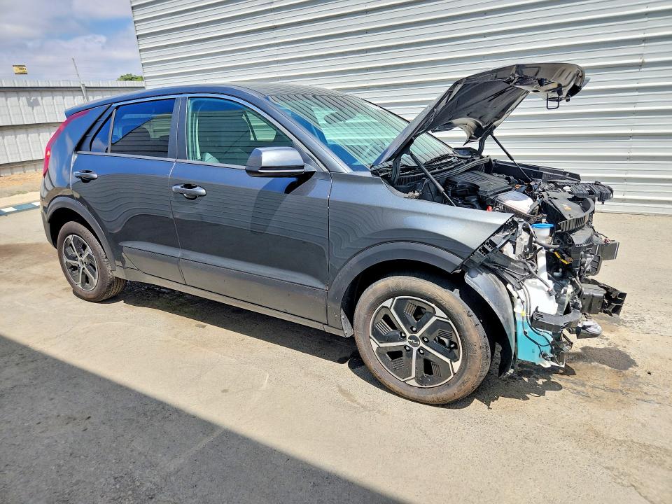 Photo 4 from auction – 2026 KIA NIRO with VIN KNDCP3LE8T5330137