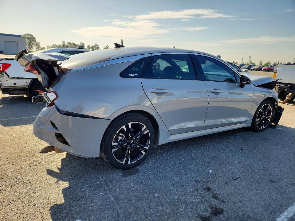 Photo 3 from auction – 2021 KIA K5 with VIN 5XXG64J29MG066099
