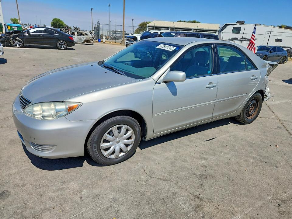 TOYOTA CAMRY 2006 с VIN 4T1BE32K56U162505 - Снимка от търг