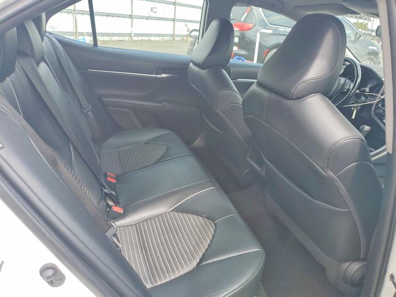 Photo 10 from auction – 2022 TOYOTA CAMRY with VIN 4T1G11AK3NU028047