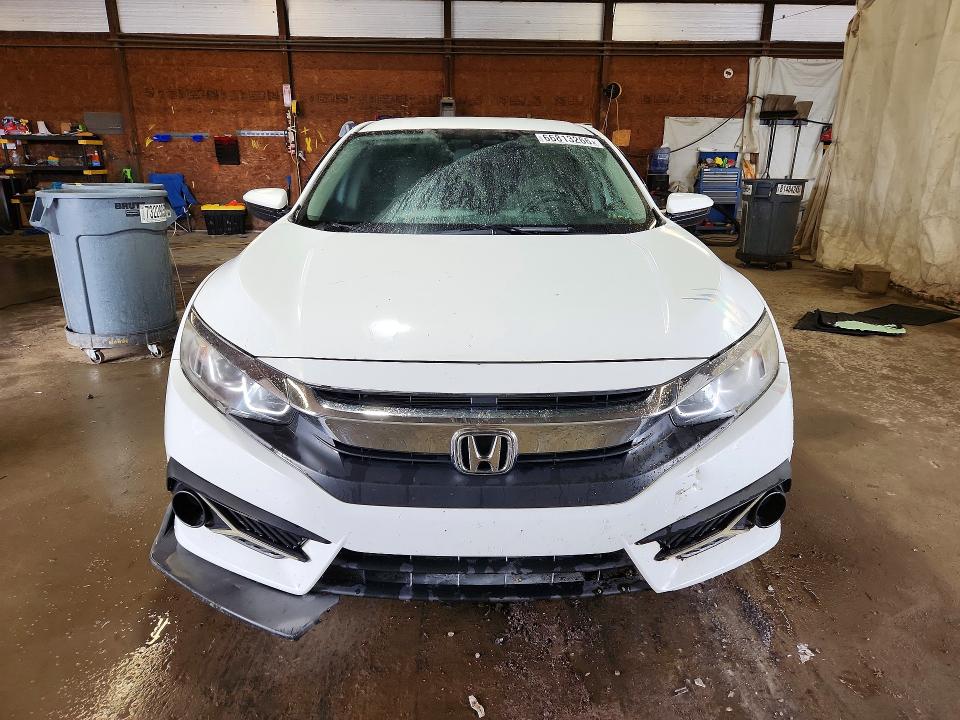 Photo 5 from auction – 2017 HONDA CIVIC with VIN 19XFC2F5XHE218238