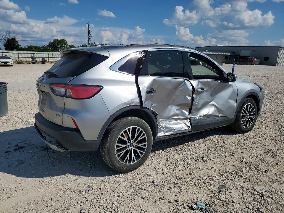 Photo 3 from auction – 2022 FORD ESCAPE with VIN 1FMCU0LZ2NUA20144