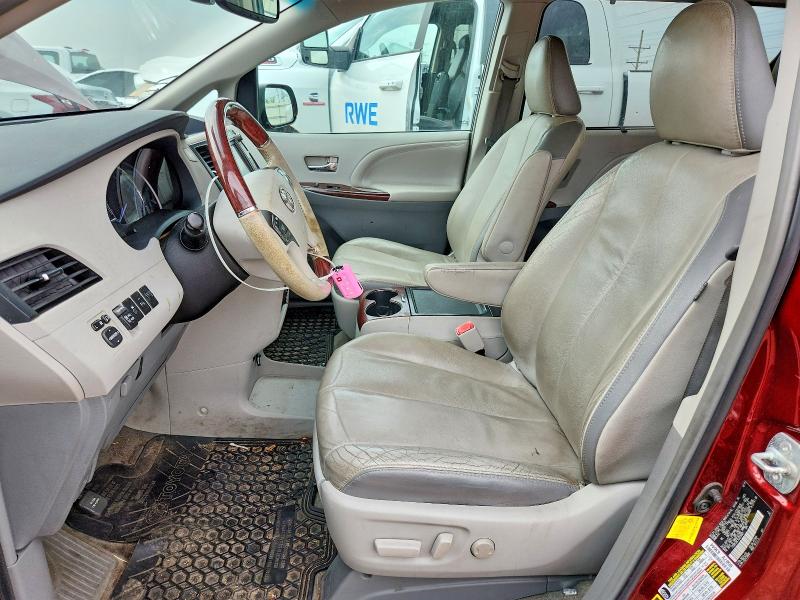 Photo 7 from auction – 2012 TOYOTA SIENNA with VIN 5TDDK3DC1CS035861