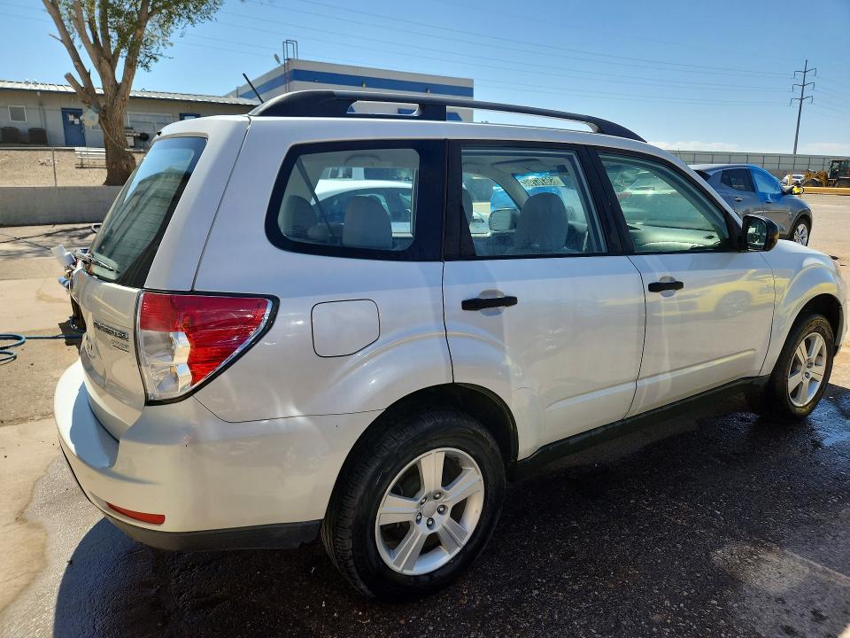 Photo 3 from auction – 2013 SUBARU FORESTER with VIN JF2SHABC7DH403643
